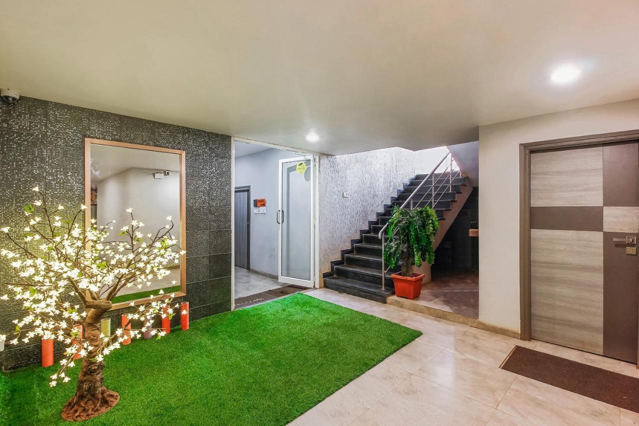 Oyo 26991 Stanza Luxurios Stay Zahirabad Dış mekan fotoğraf