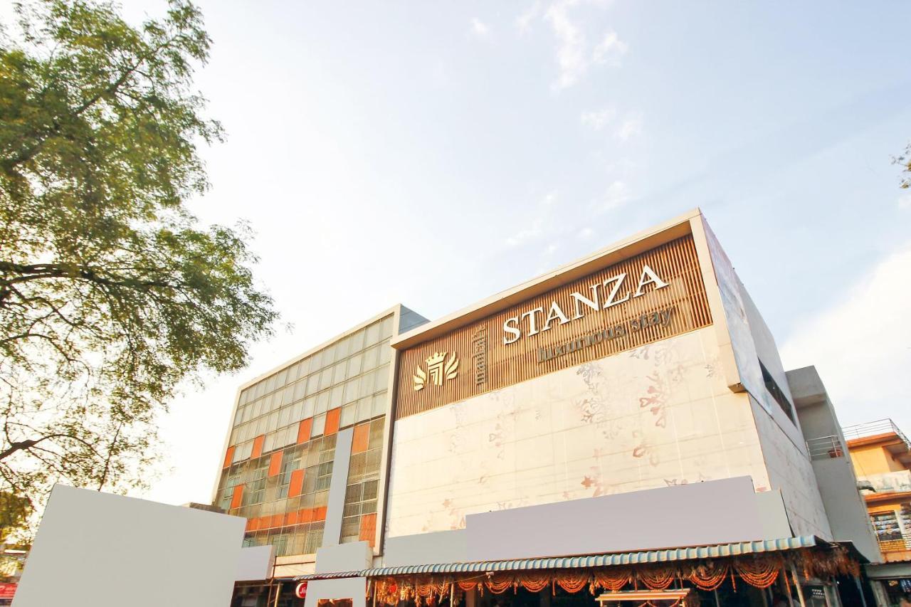 Oyo 26991 Stanza Luxurios Stay Zahirabad Dış mekan fotoğraf